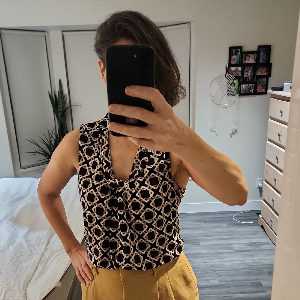 Banana Republic Black and White Geometric Blouse